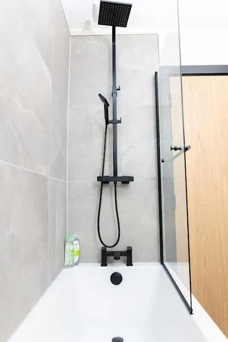 The Berriman Collection Stylish 2 Bedroom Apartment Cardiff United Kingdom
