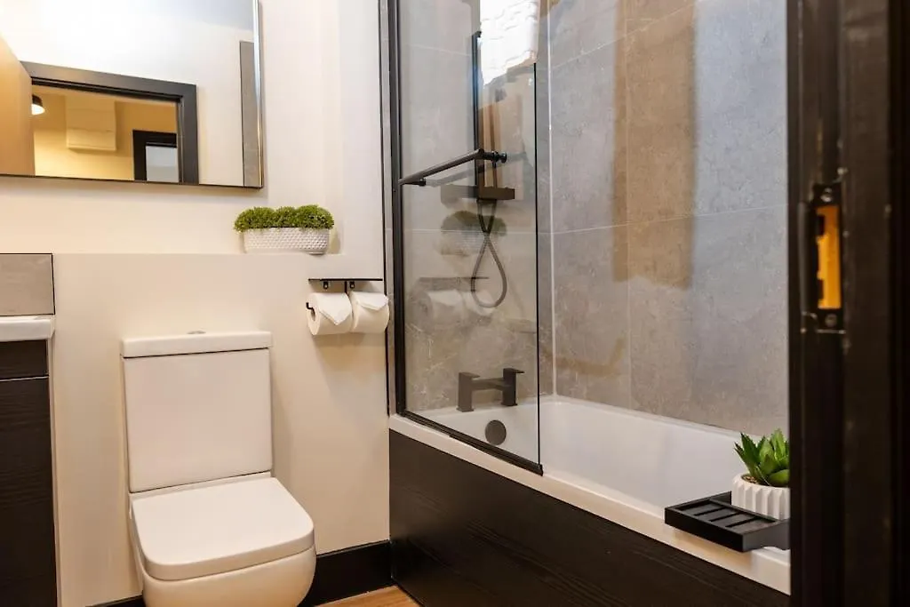 The Berriman Collection Stylish 2 Bedroom Apartment Cardiff United Kingdom